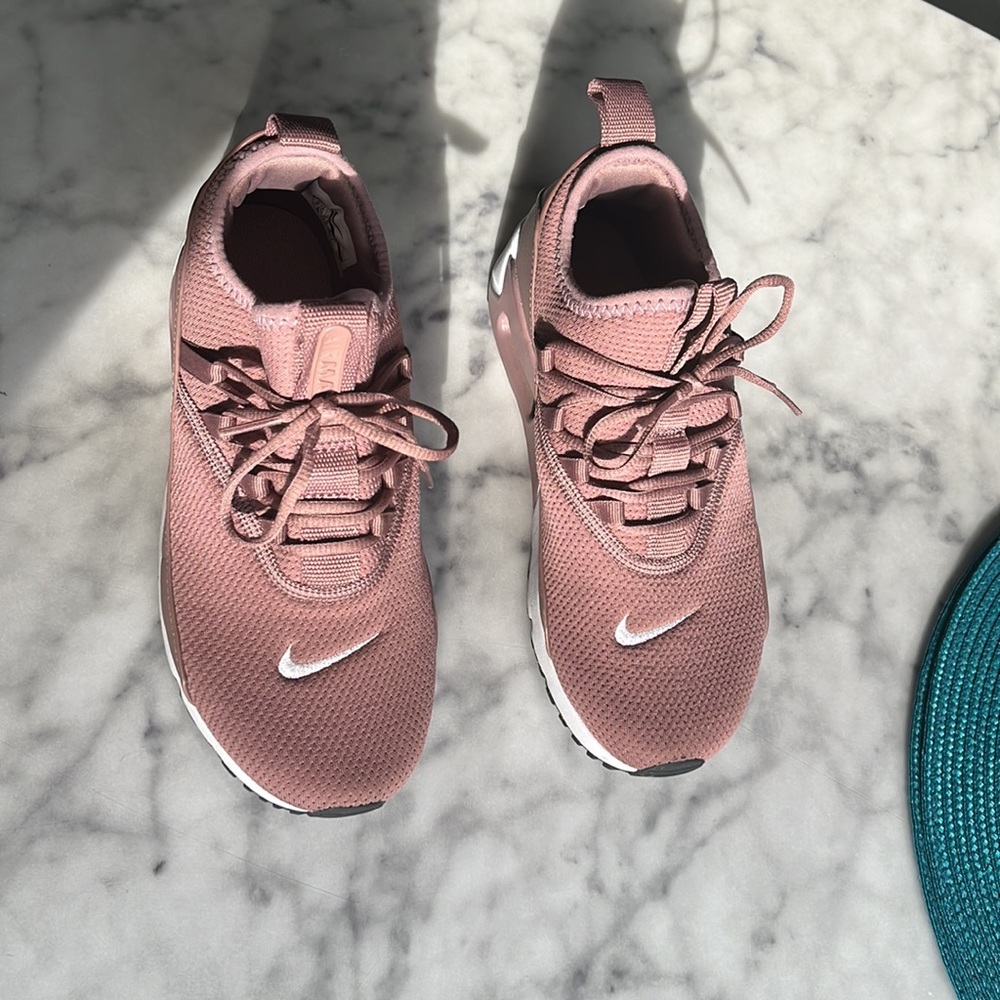 *Rare* Nike Air Max 90 EZ Athletic Shoes in Smokey Mauve Red Womens US Size 6 - Picture 3 of 8